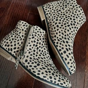 Girls Cat&Jack Leopard Print Booties - Size 3 (Worn once!!)